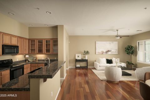 Photo of 2989 N 44th Street #2007, Phoenix, AZ 85018 (MLS # 6938197)