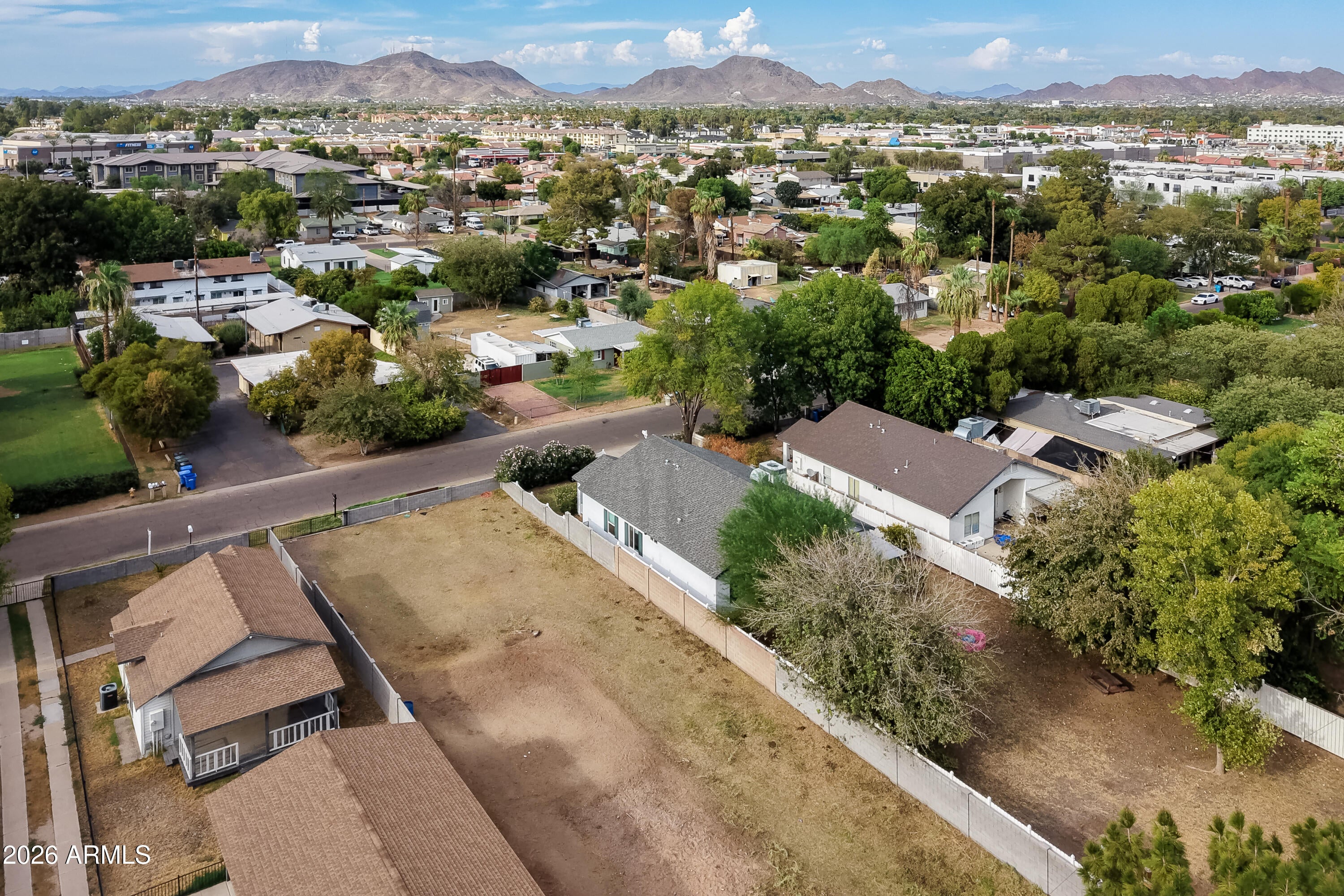 2217 W Hayward Avenue -
