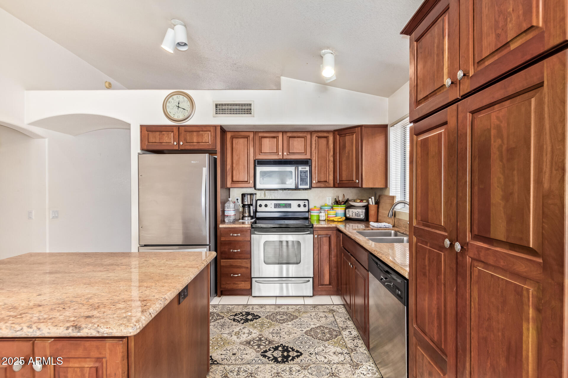 4441 E DESERT WIND Drive