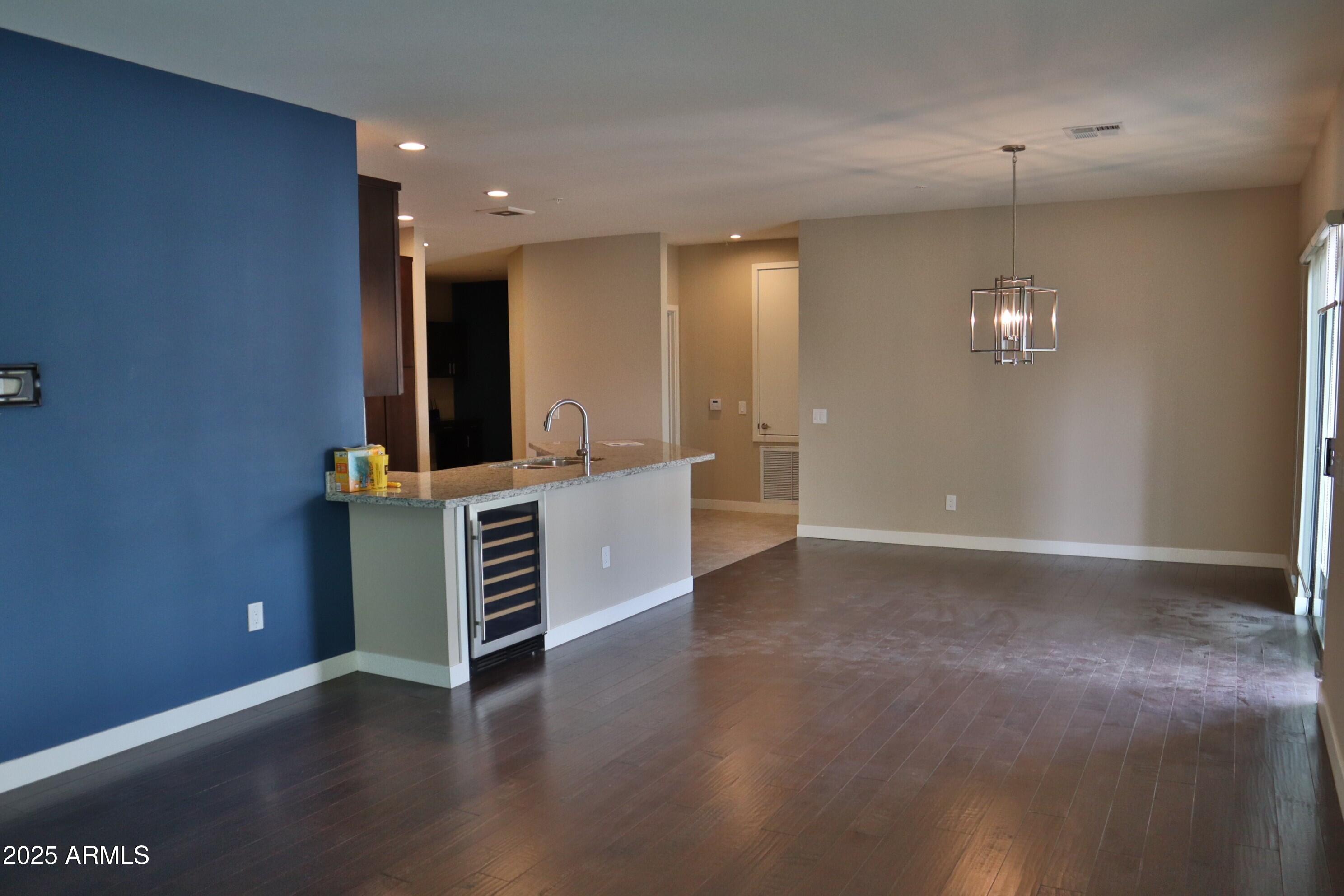 2511 W QUEEN CREEK Road 326