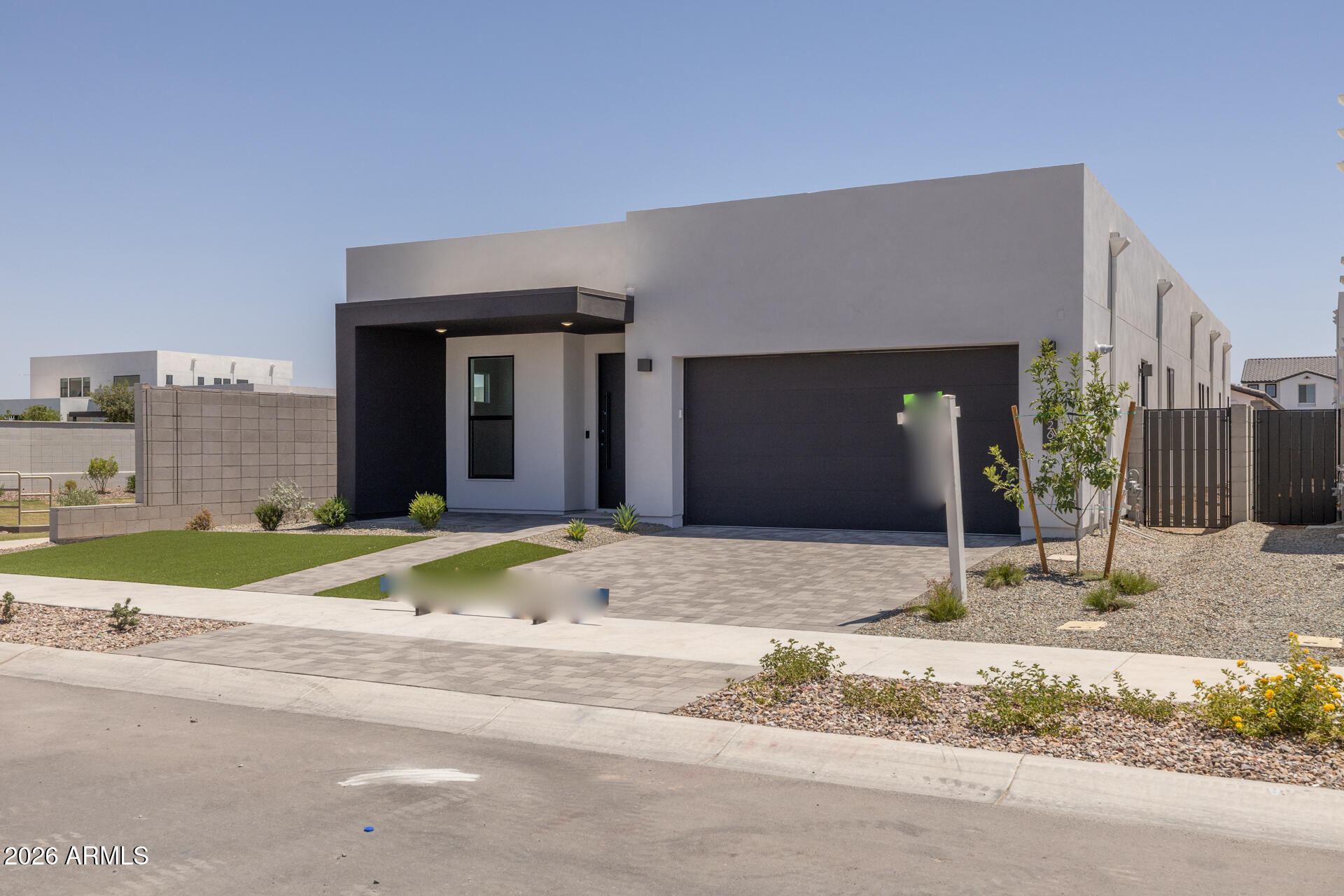 10261 E UNITY Avenue