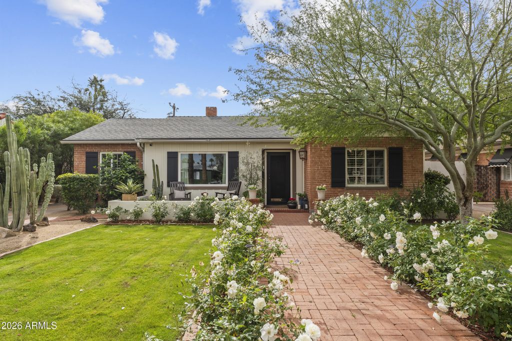 Photo of 317 W Encanto Boulevard, Phoenix, AZ 85003 (MLS # 6974733)