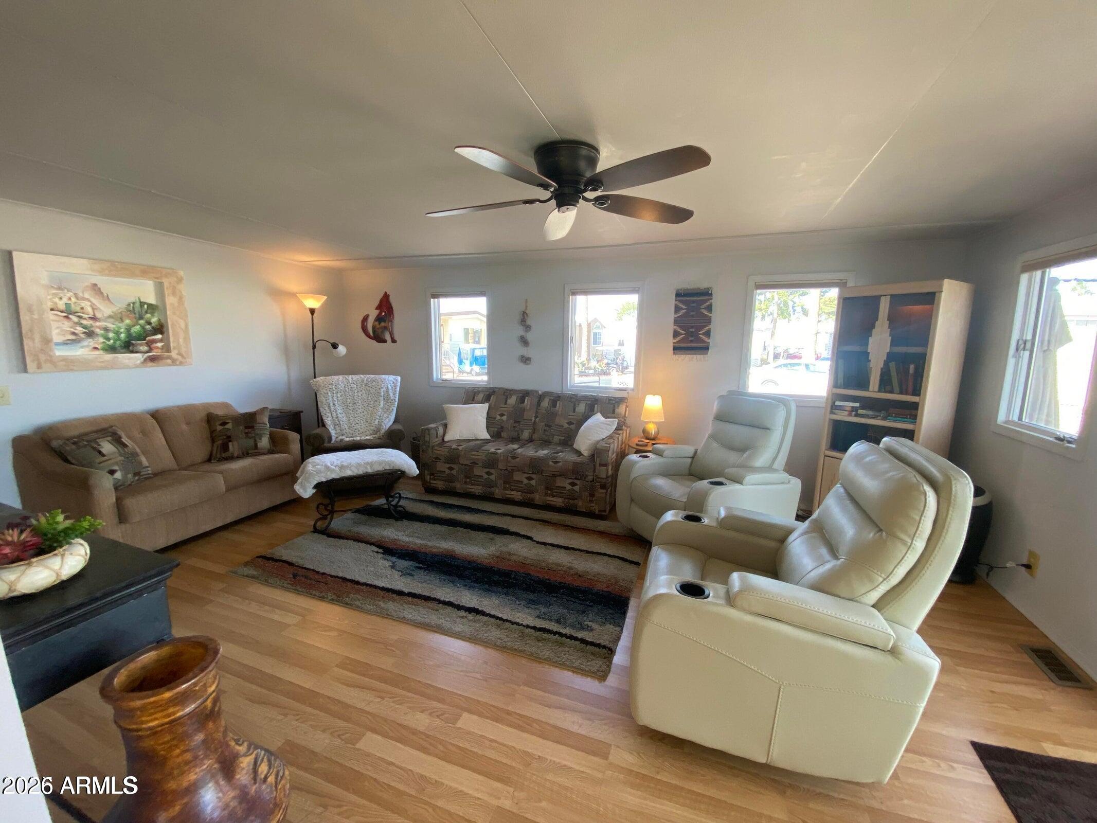 2302 S SEMINOLE Drive 302