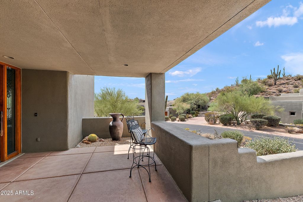 Photo of 9934 E Graythorn Drive, Scottsdale, AZ 85262 (MLS # 6911882)
