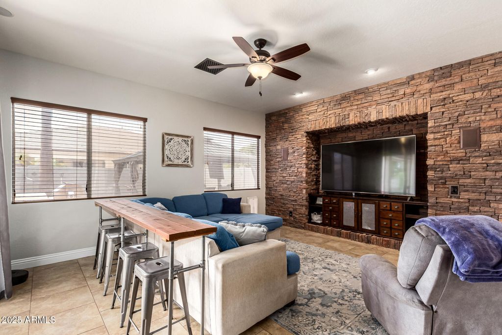 Photo of 1833 E Winchester Place, Chandler, AZ 85286 (MLS # 6912379)
