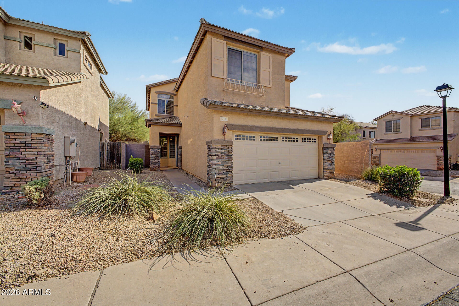 111 E COTTONWOOD Lane
