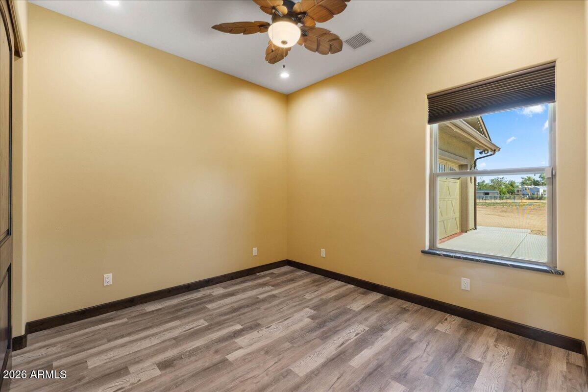 S27 T16N R2W - Residential