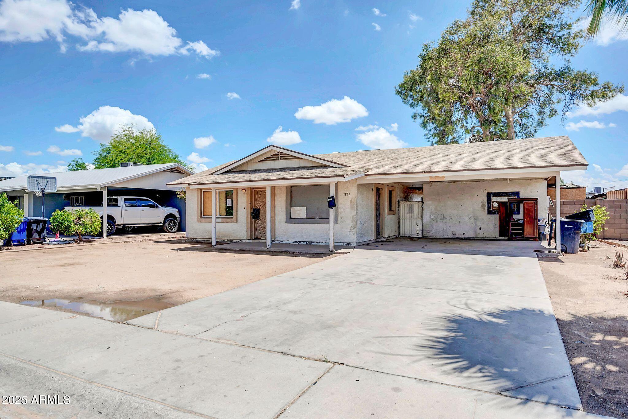 Homes 2 875 E FLINT Street