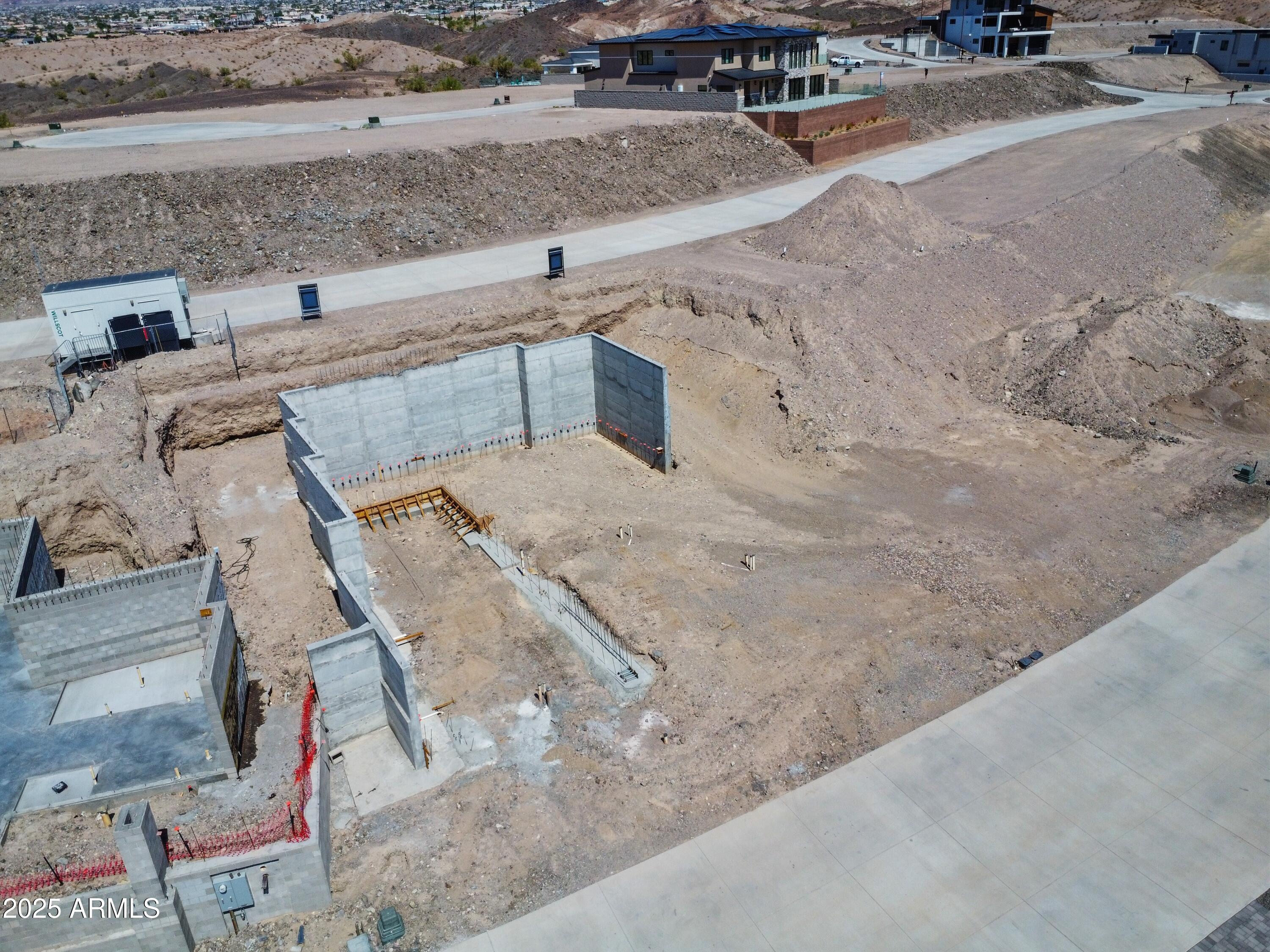 2404 Desert Ridge Court W 19