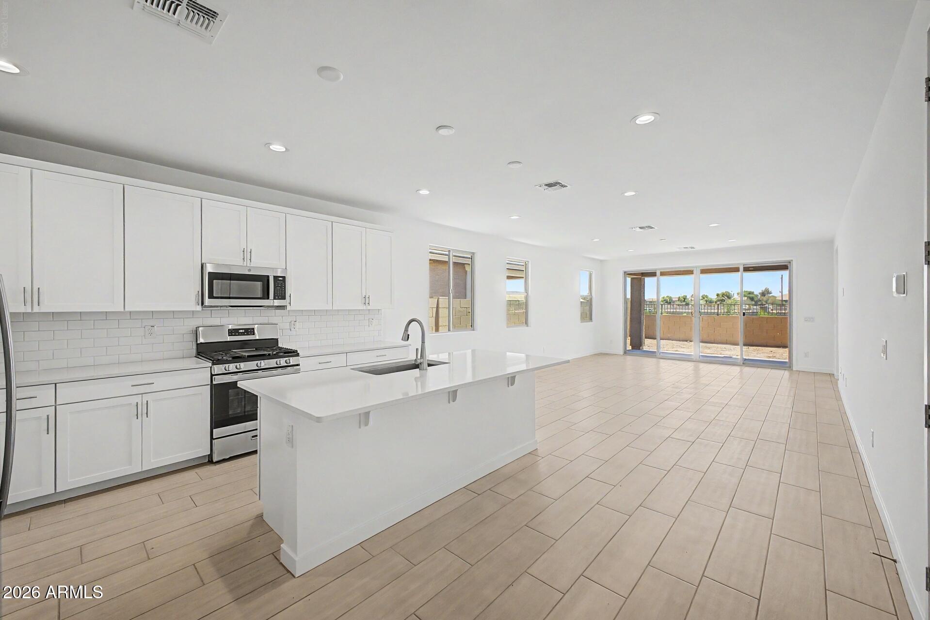 8037 W GRANADA Road