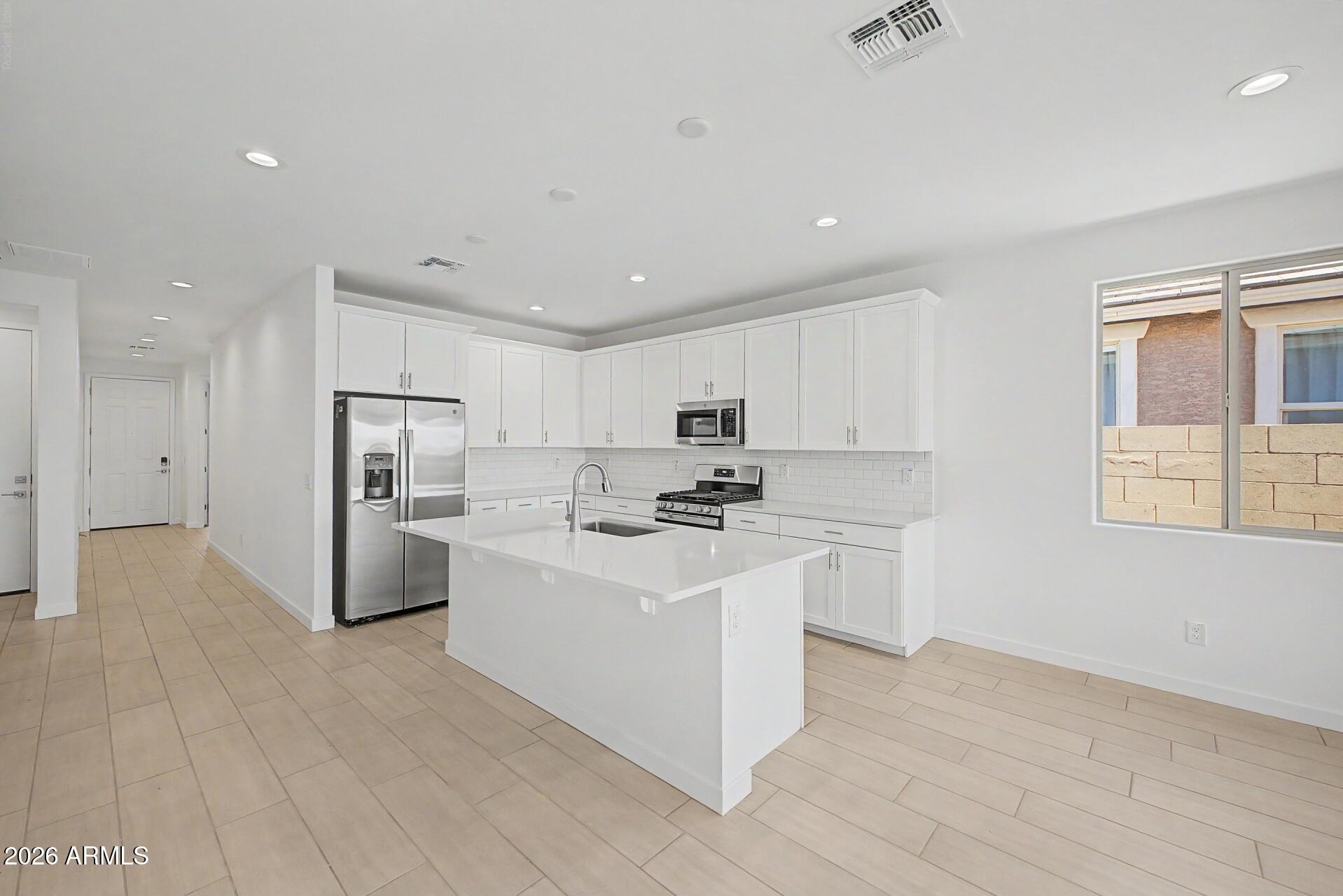 8037 W GRANADA Road