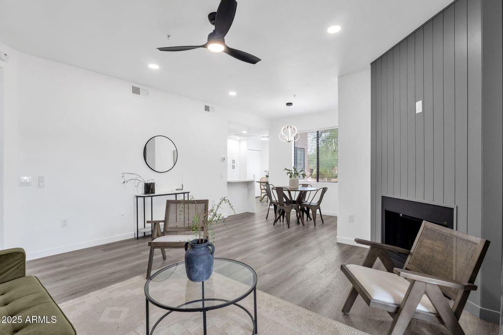 Photo of 15380 N 100th Street #1092, Scottsdale, AZ 85260 (MLS # 6950754)