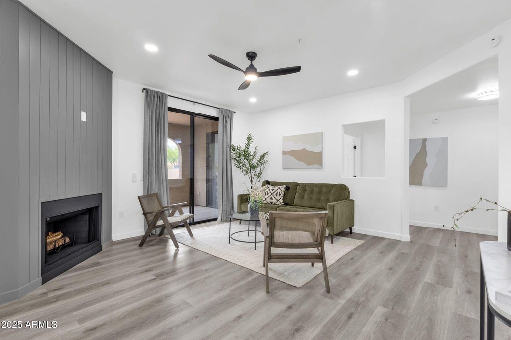 Photo of 15380 N 100th Street #1092, Scottsdale, AZ 85260 (MLS # 6950754)