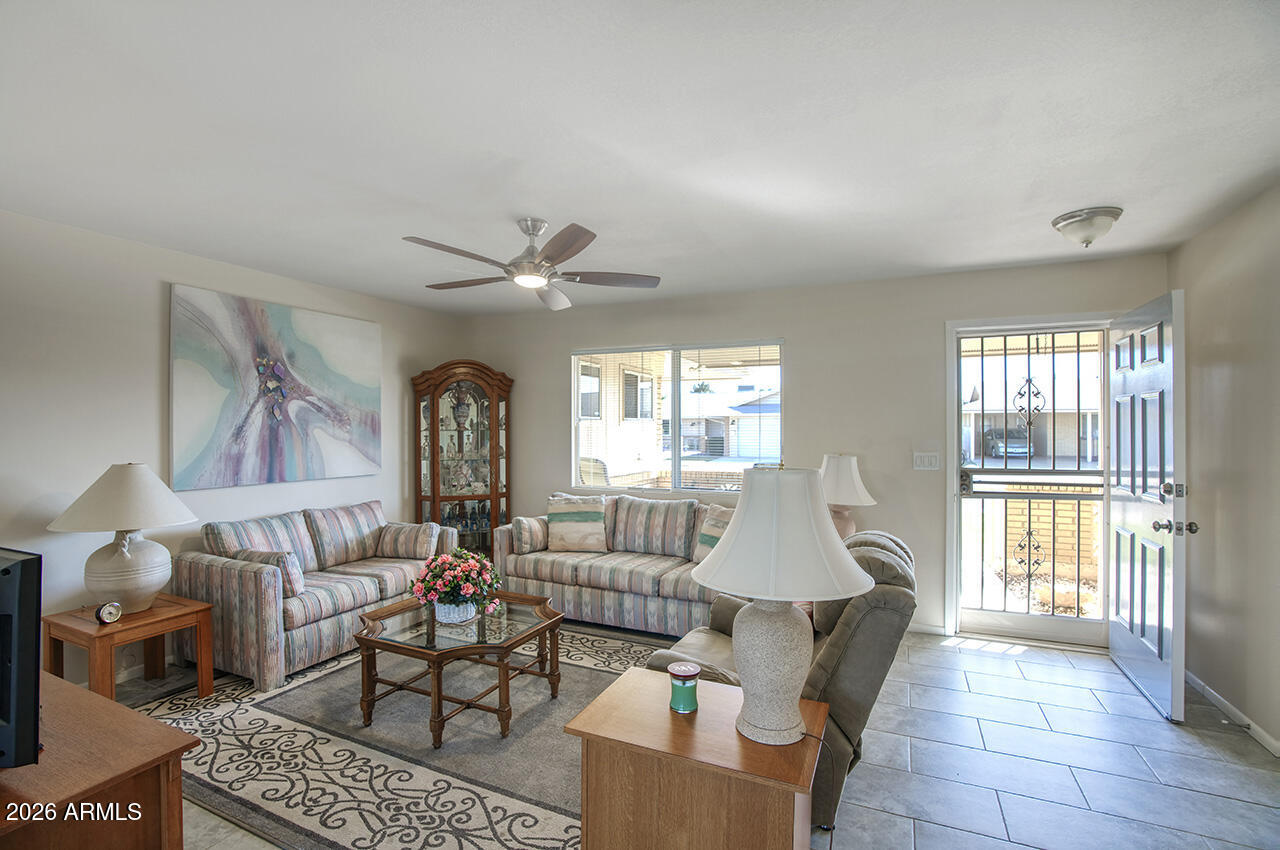 10812 W HATCHER Road