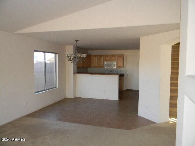 1610 W PROSPECTOR Way