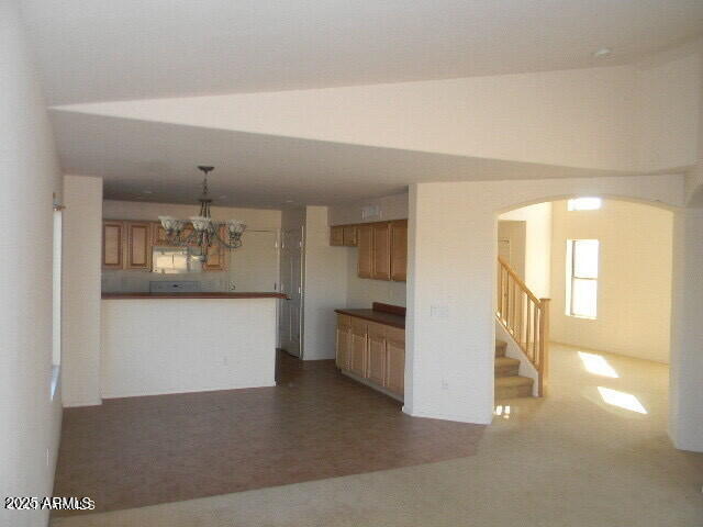 1610 W PROSPECTOR Way