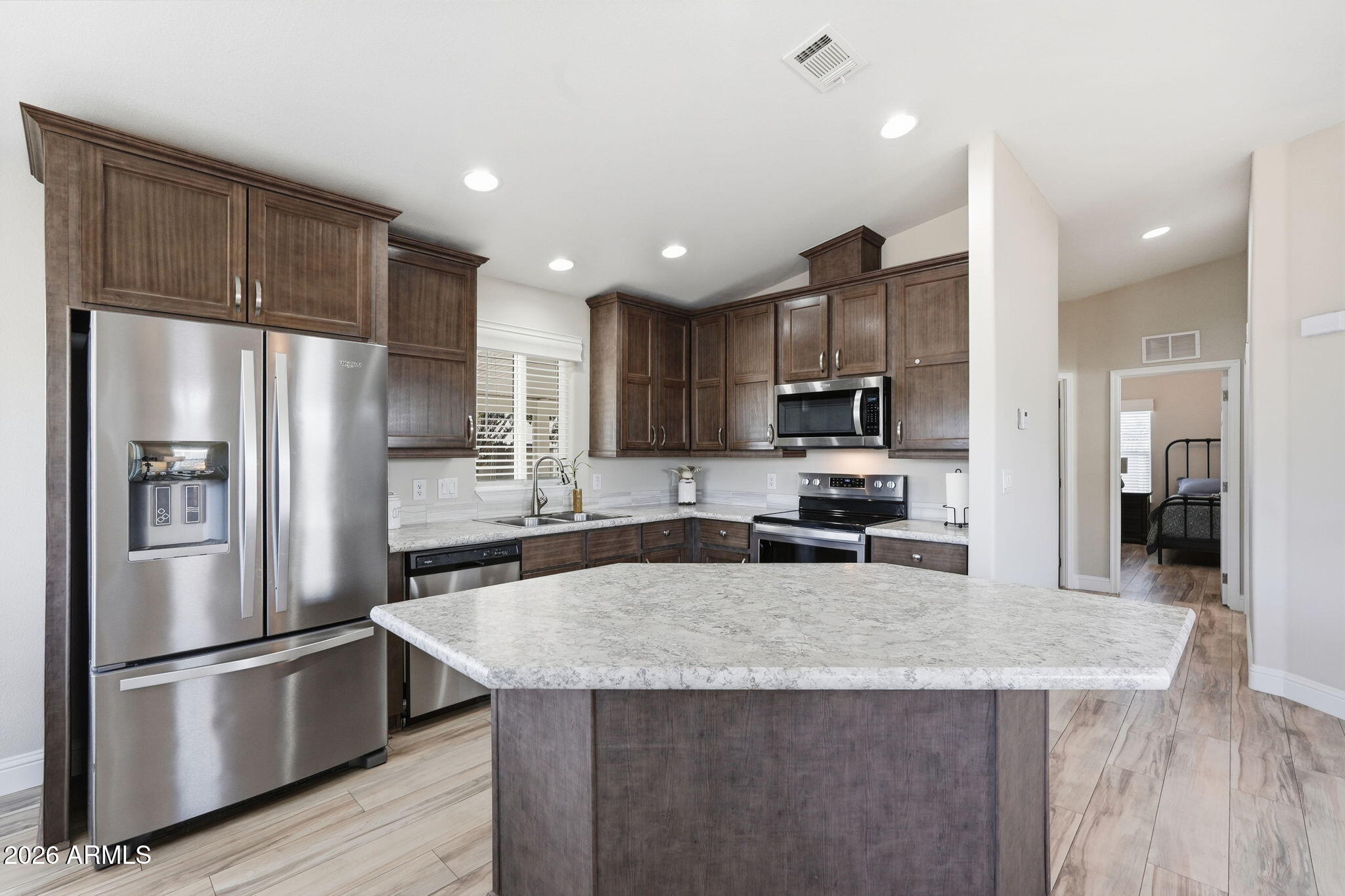 8865 E BASELINE Road 1417