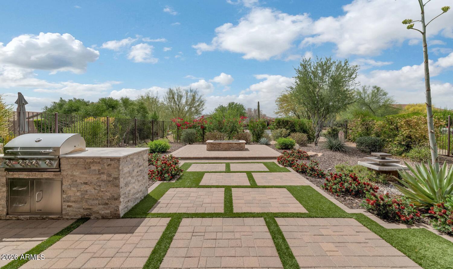 TRILOGY AT VERDE RIVER - Residential