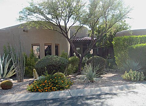 Photo of 7373 E Clubhouse Drive #8, Scottsdale, AZ 85266 (MLS # 6922556)