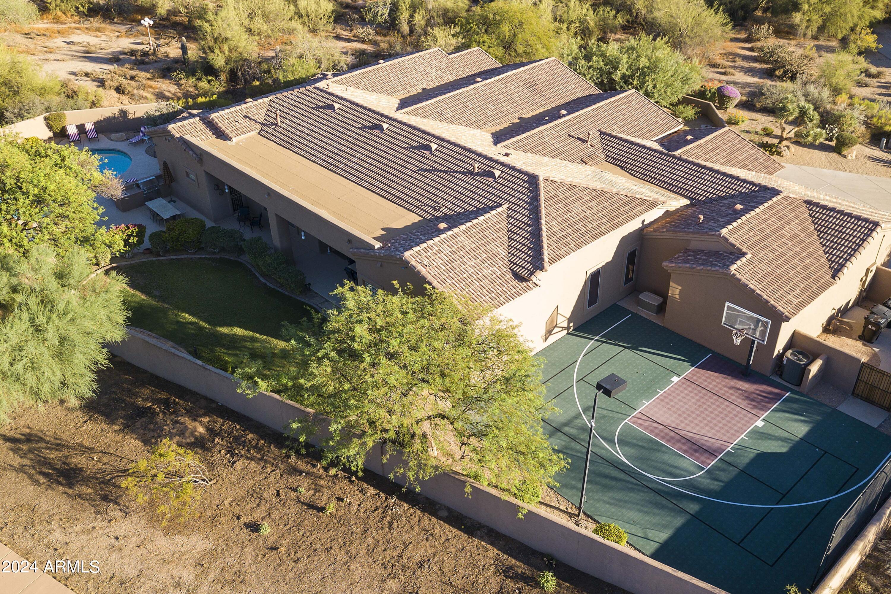 6990 E Buckhorn Trail
