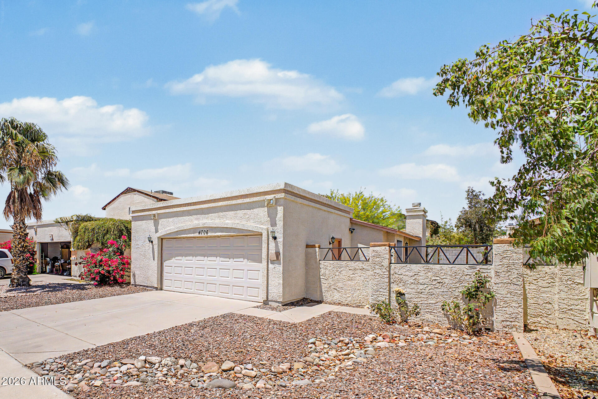 4706 W ESCUDA Drive