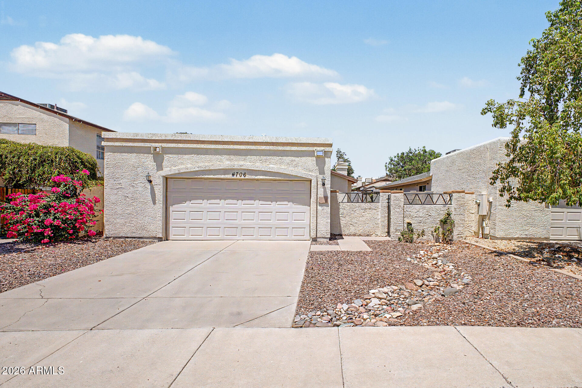 OVERLAND HILLS 2 LOT 320-484 TR A B - Residential