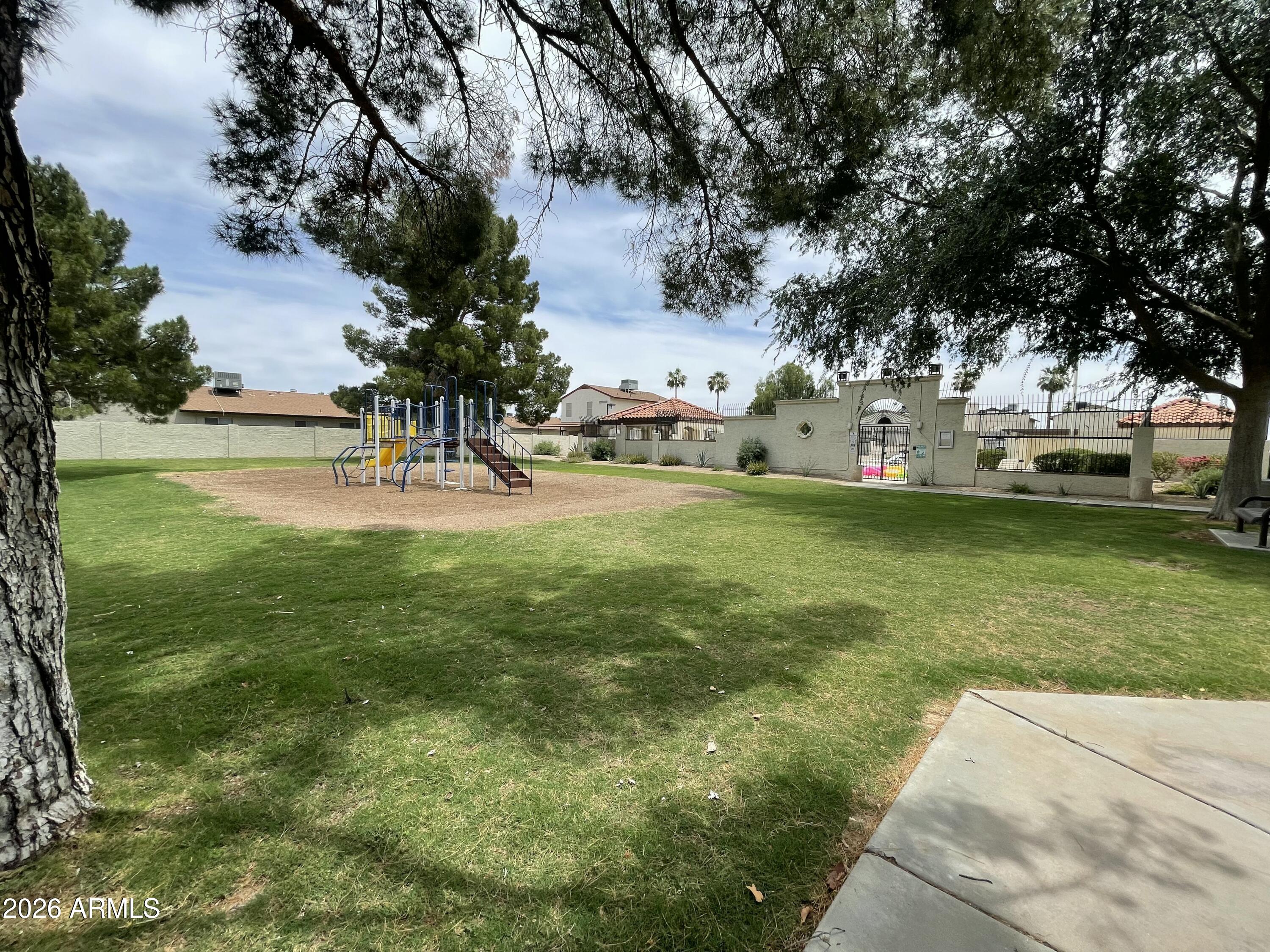 OVERLAND HILLS 2 LOT 320-484 TR A B - Residential