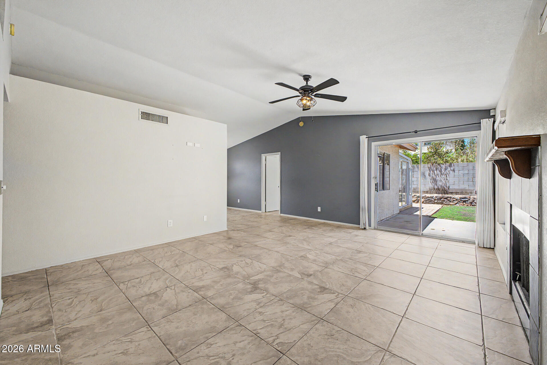 4706 W ESCUDA Drive