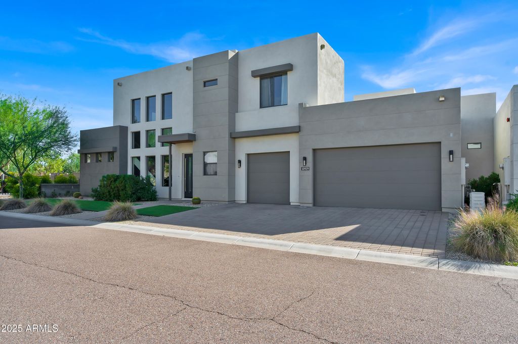 Photo of 10929 E North Lane, Scottsdale, AZ 85259 (MLS # 6943370)