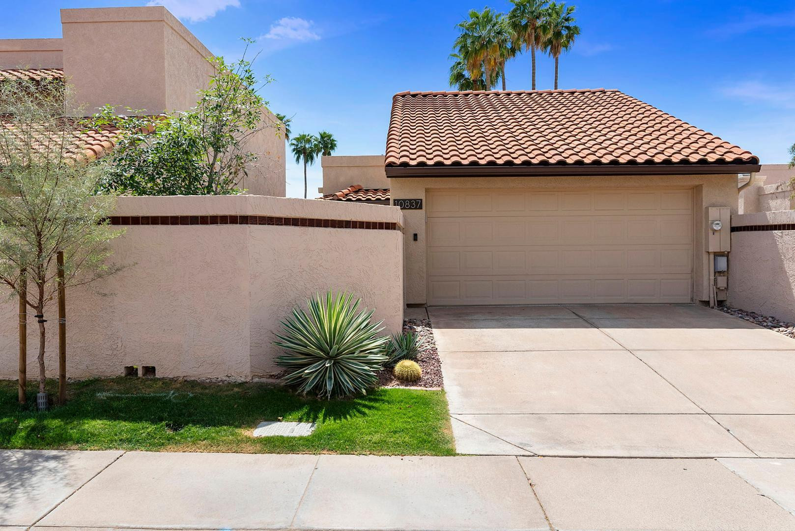 10837 E Yucca Street