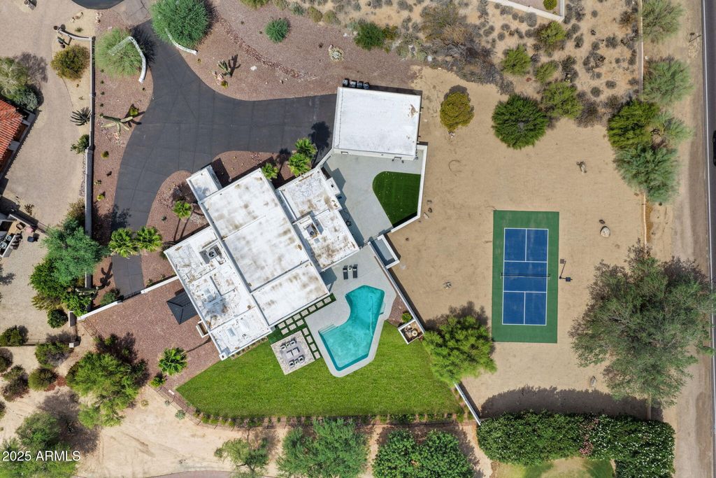 Photo of 8130 E Vista Bonita Drive, Scottsdale, AZ 85255 (MLS # 6895546)