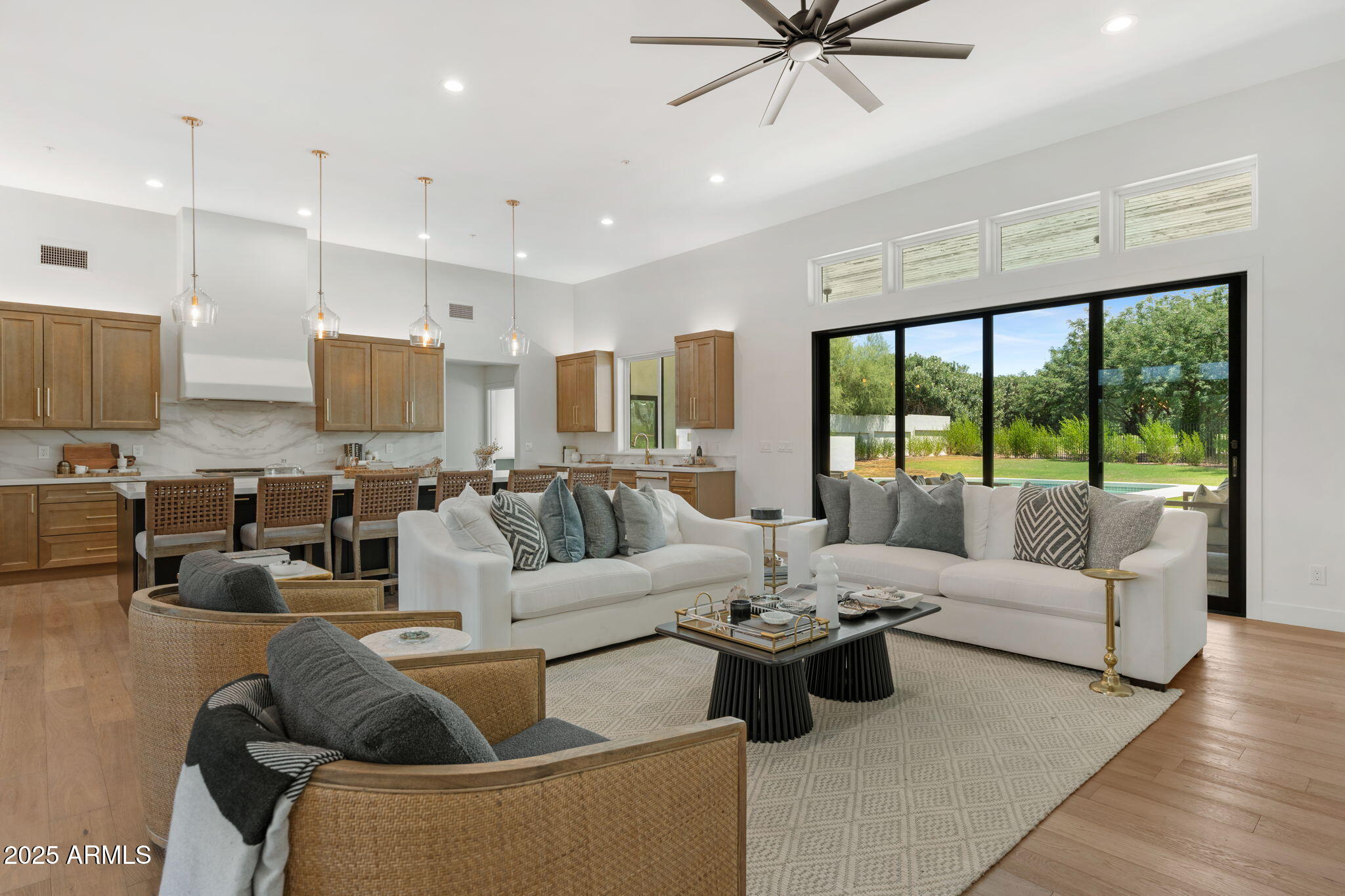 8130 E VISTA BONITA Drive