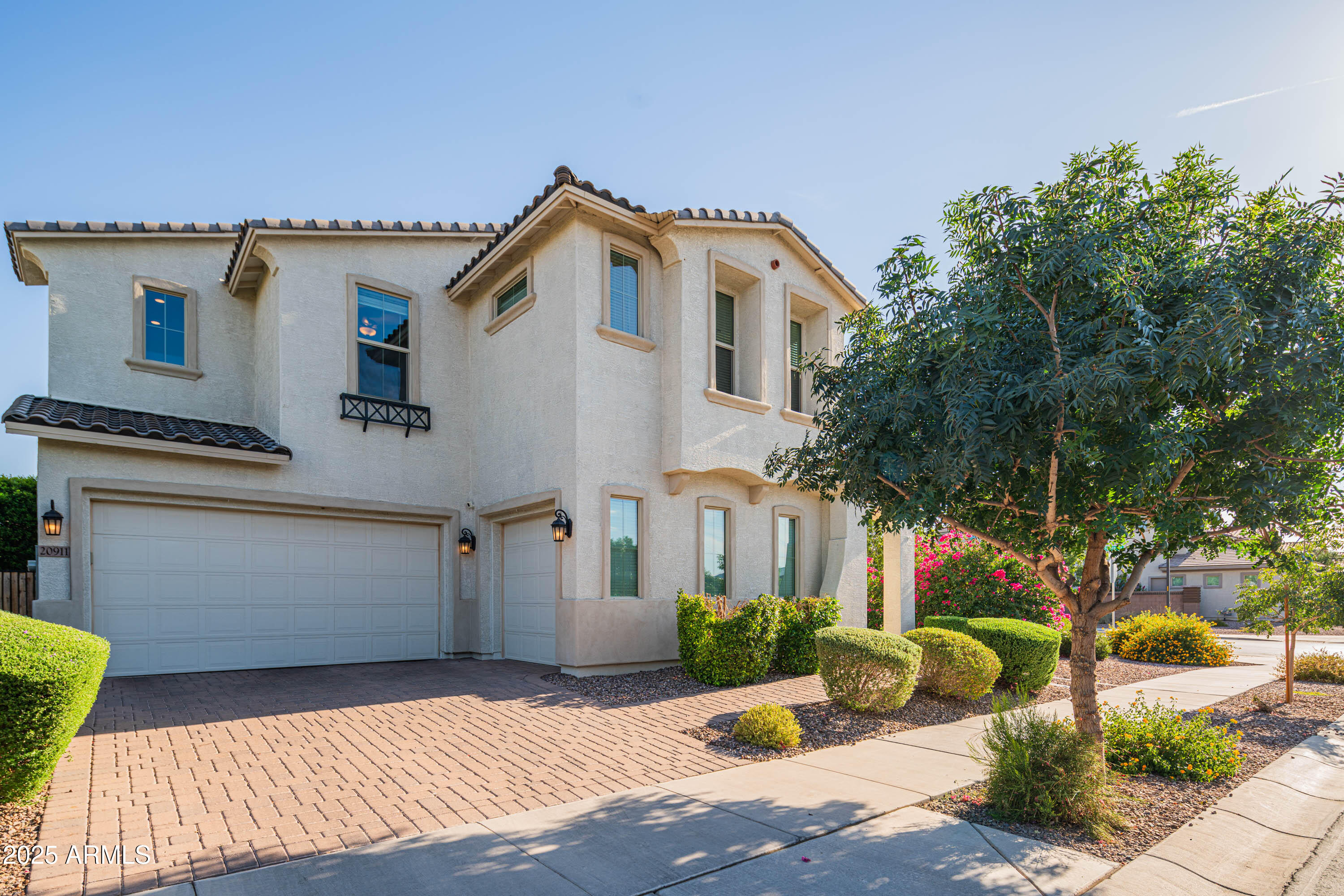 Homes for Sale in Queen Creek Arizona 3 20911 E MOCKINGBIRD Drive