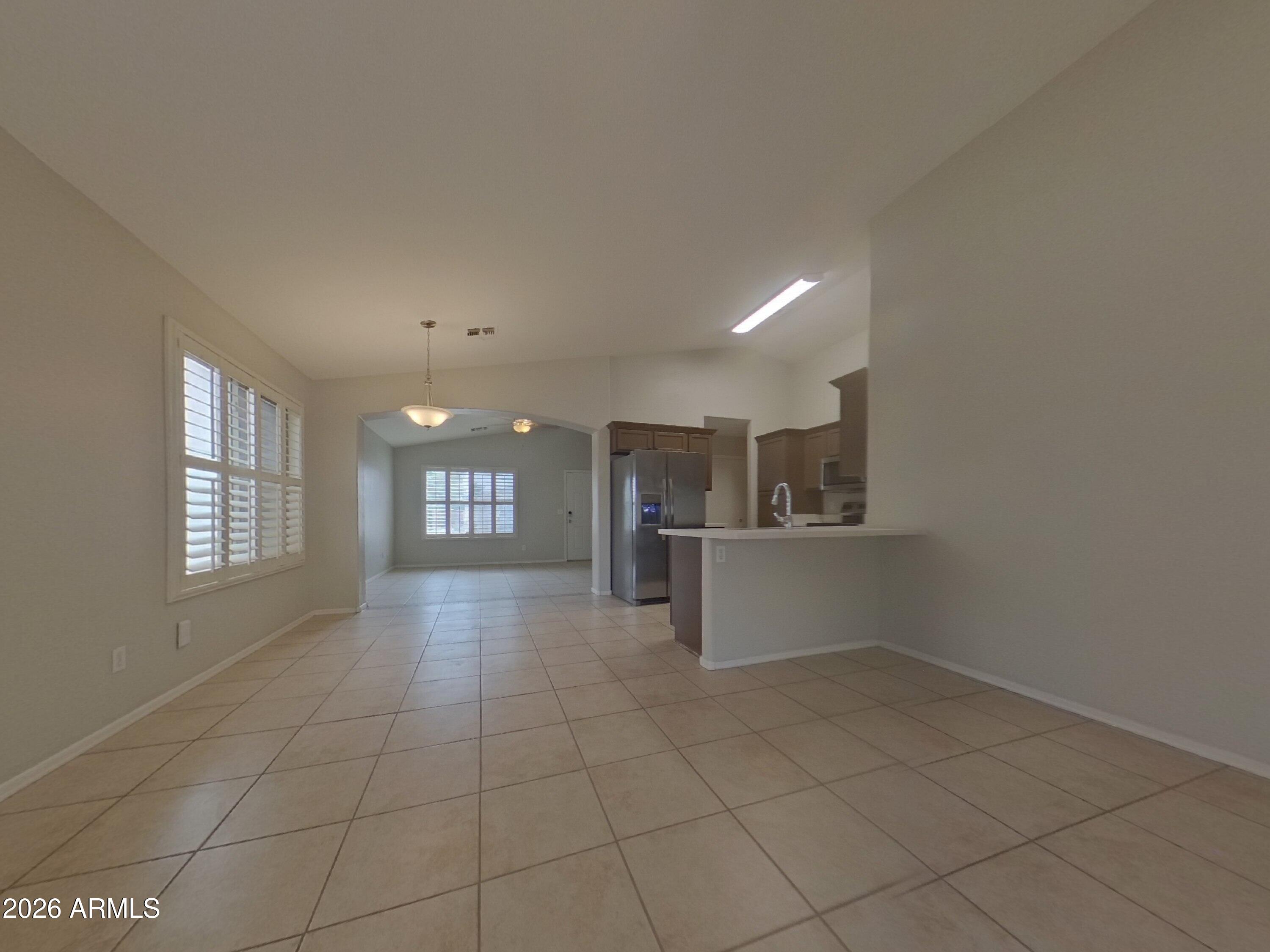 15848 W ADAMS Street