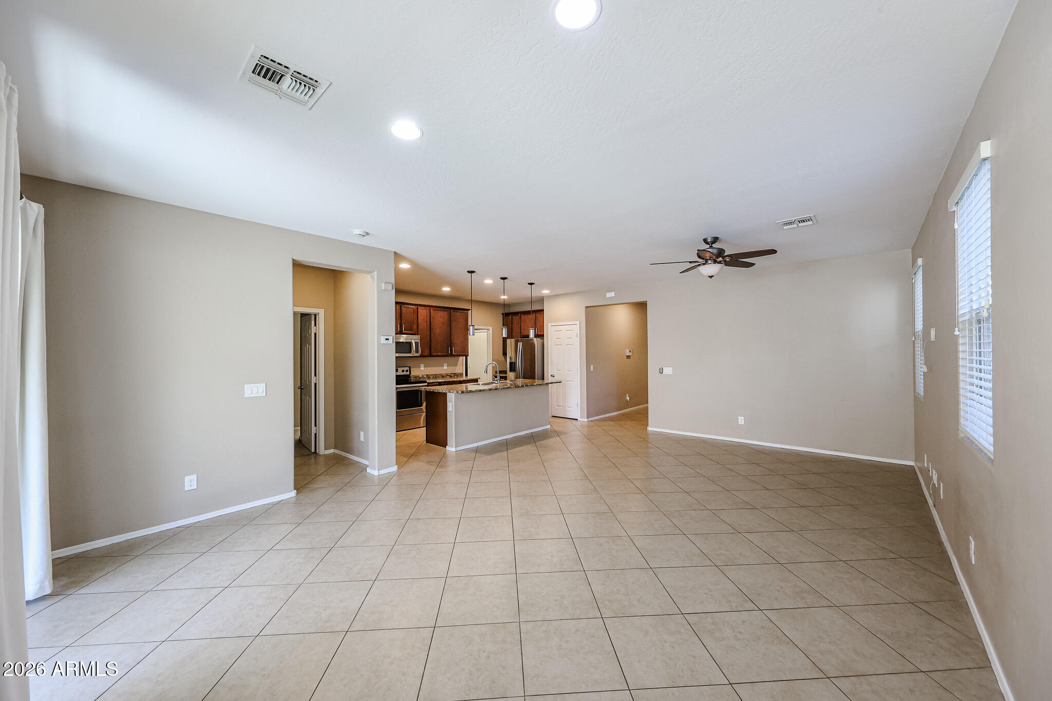 12041 W COTTONTAIL Lane