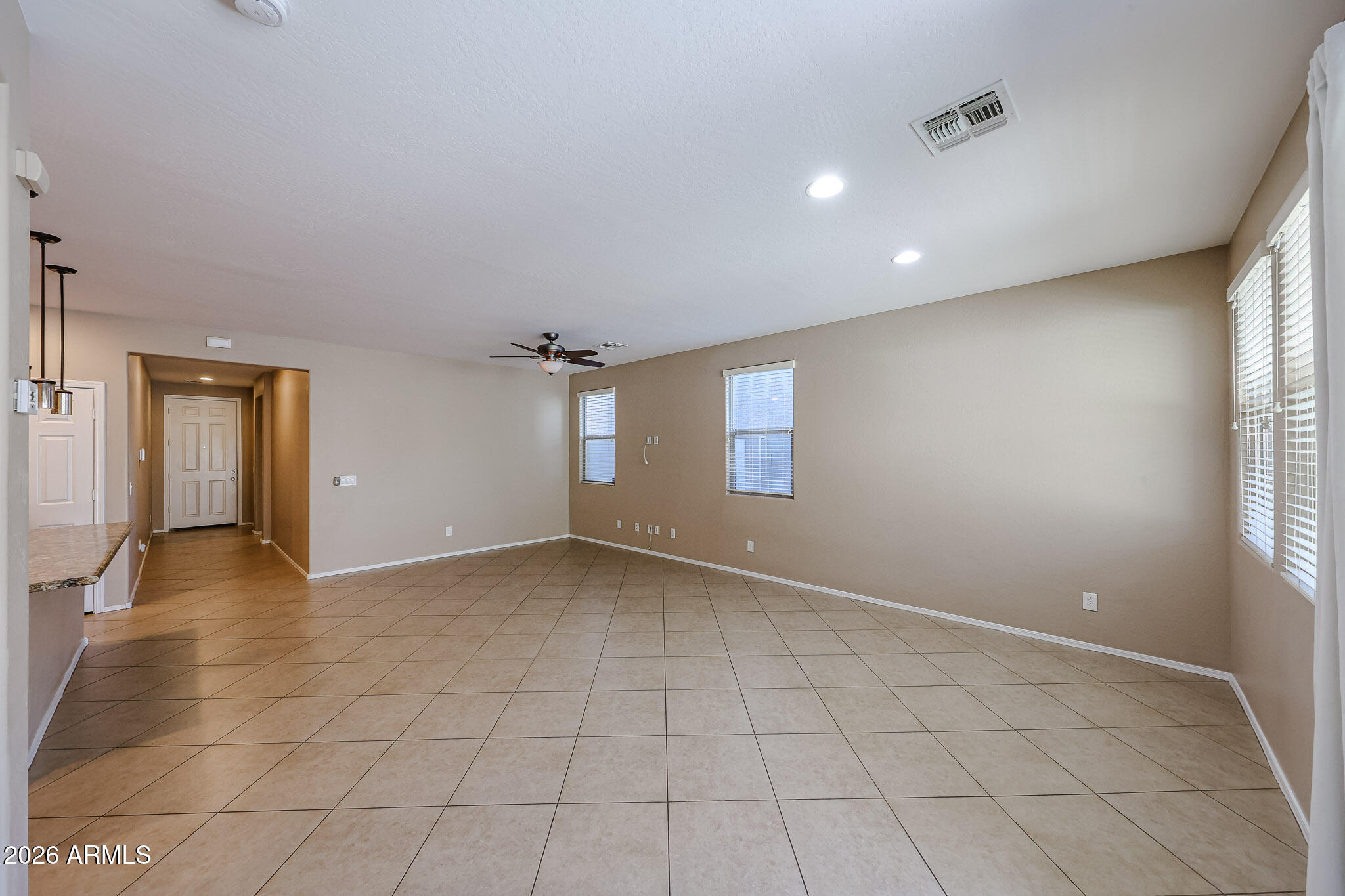 12041 W COTTONTAIL Lane