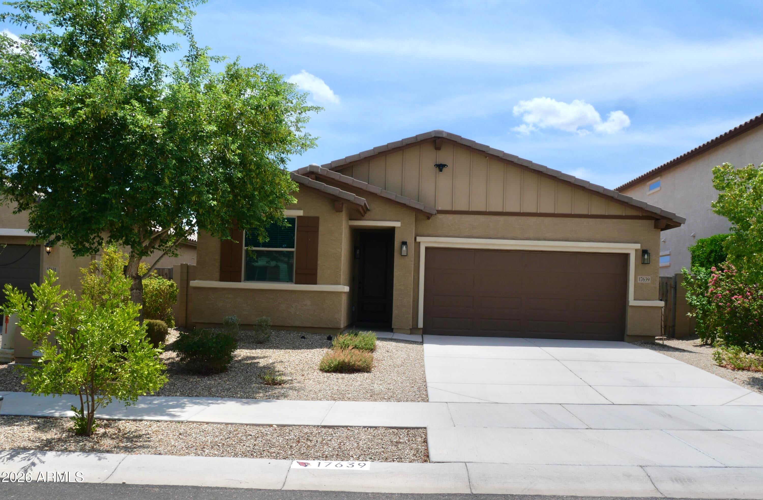 17639 W COUNTRY CLUB Terrace