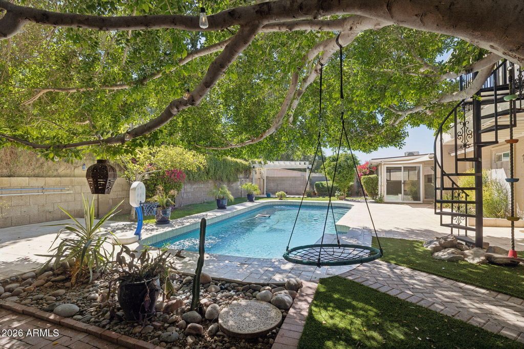 Photo of 2335 S Orange, Mesa, AZ 85210 (MLS # 7000243)