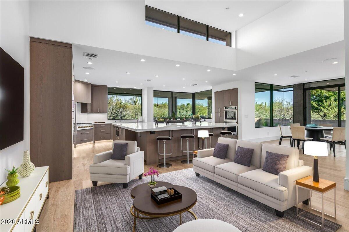 DESERT MOUNTAIN - Residential