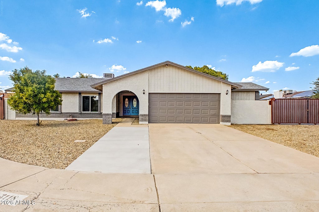 Photo of 3118 W Woodridge Drive, Phoenix, AZ 85053 (MLS # 7074528)