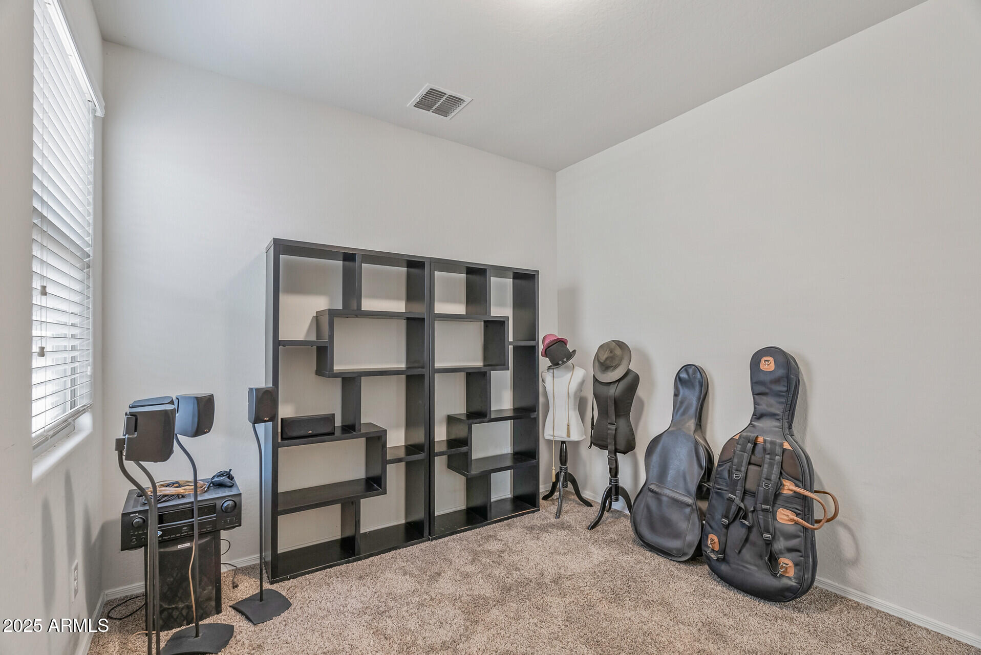 Buckeye, Arizona 85326, United States, 4 Bedrooms Bedrooms, ,2 BathroomsBathrooms,Residential,Active,240174