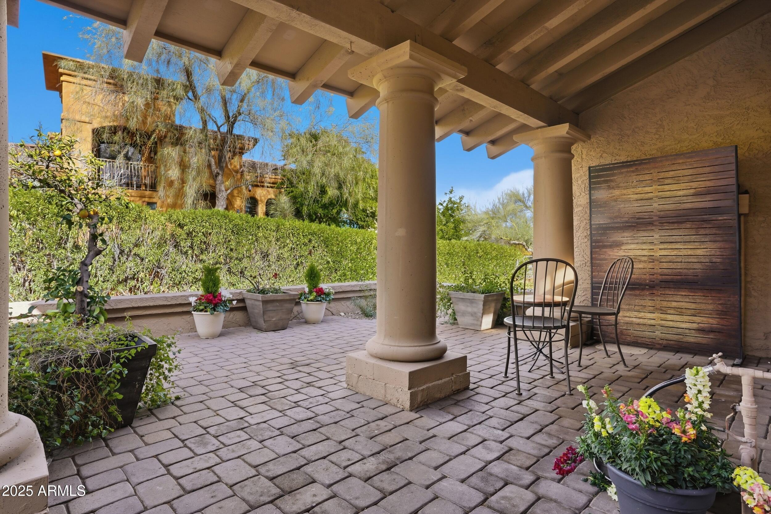 37300 N Tom Darlington Drive N