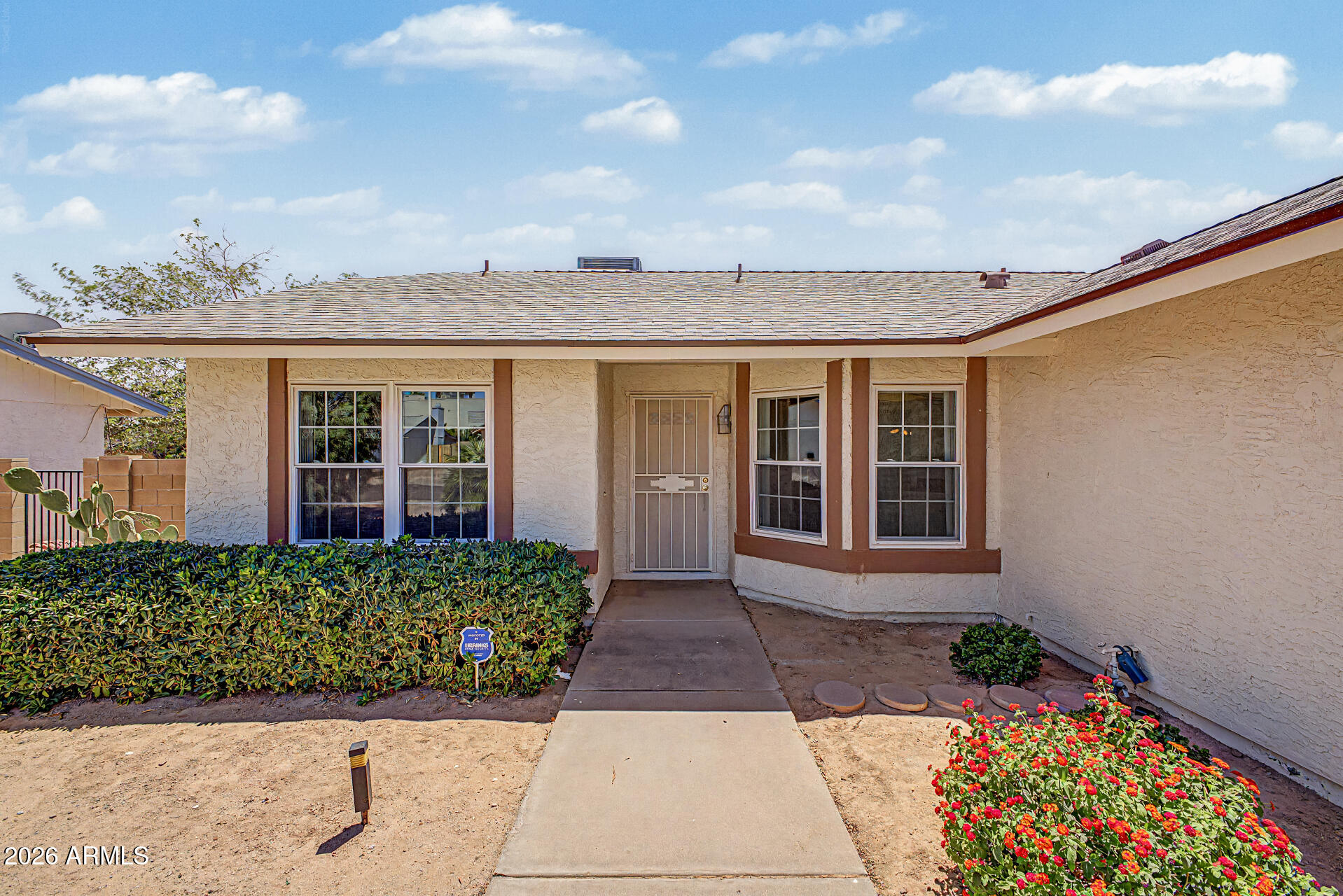 4649 E CHEYENNE Drive
