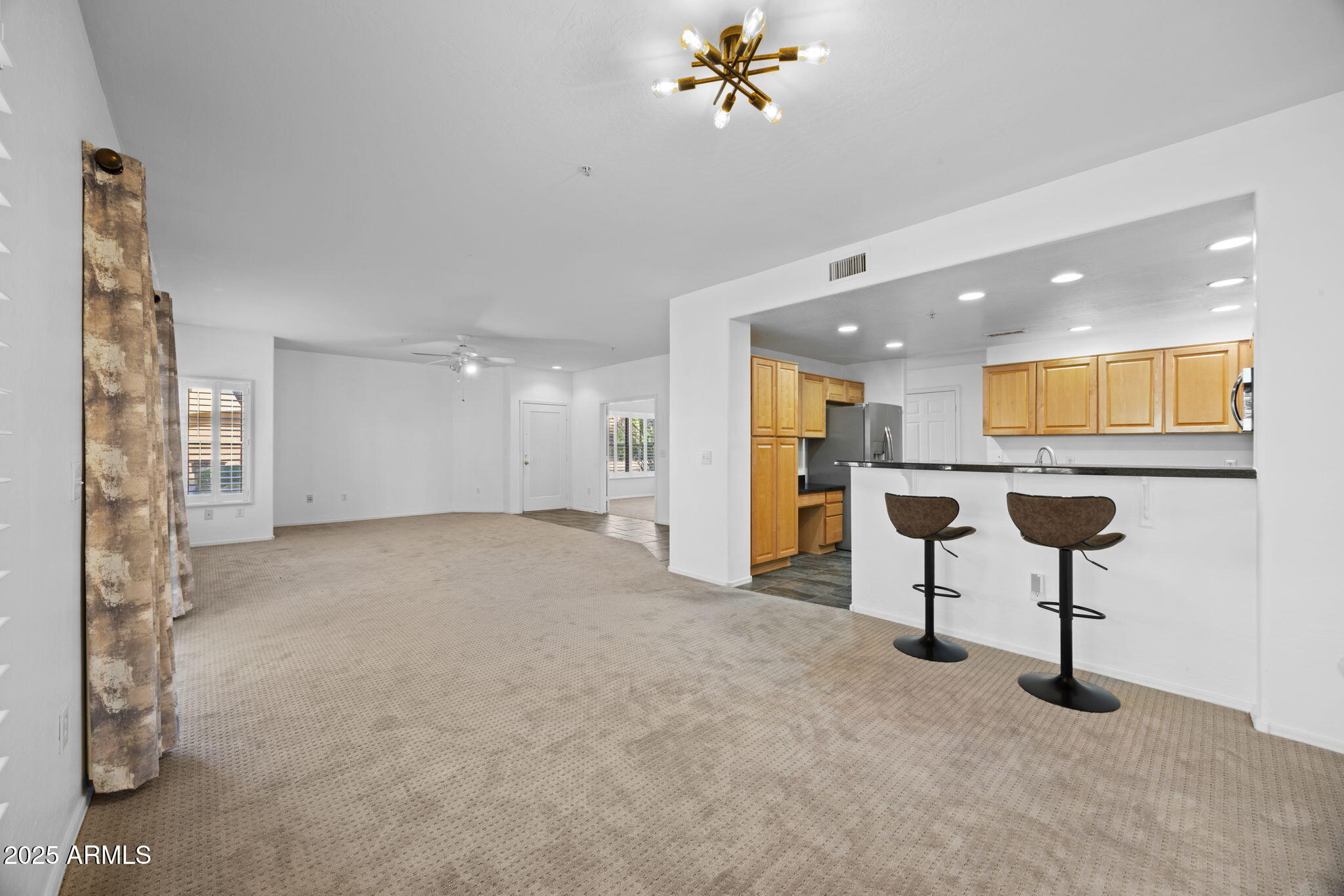 19700 N 76TH Street 1040