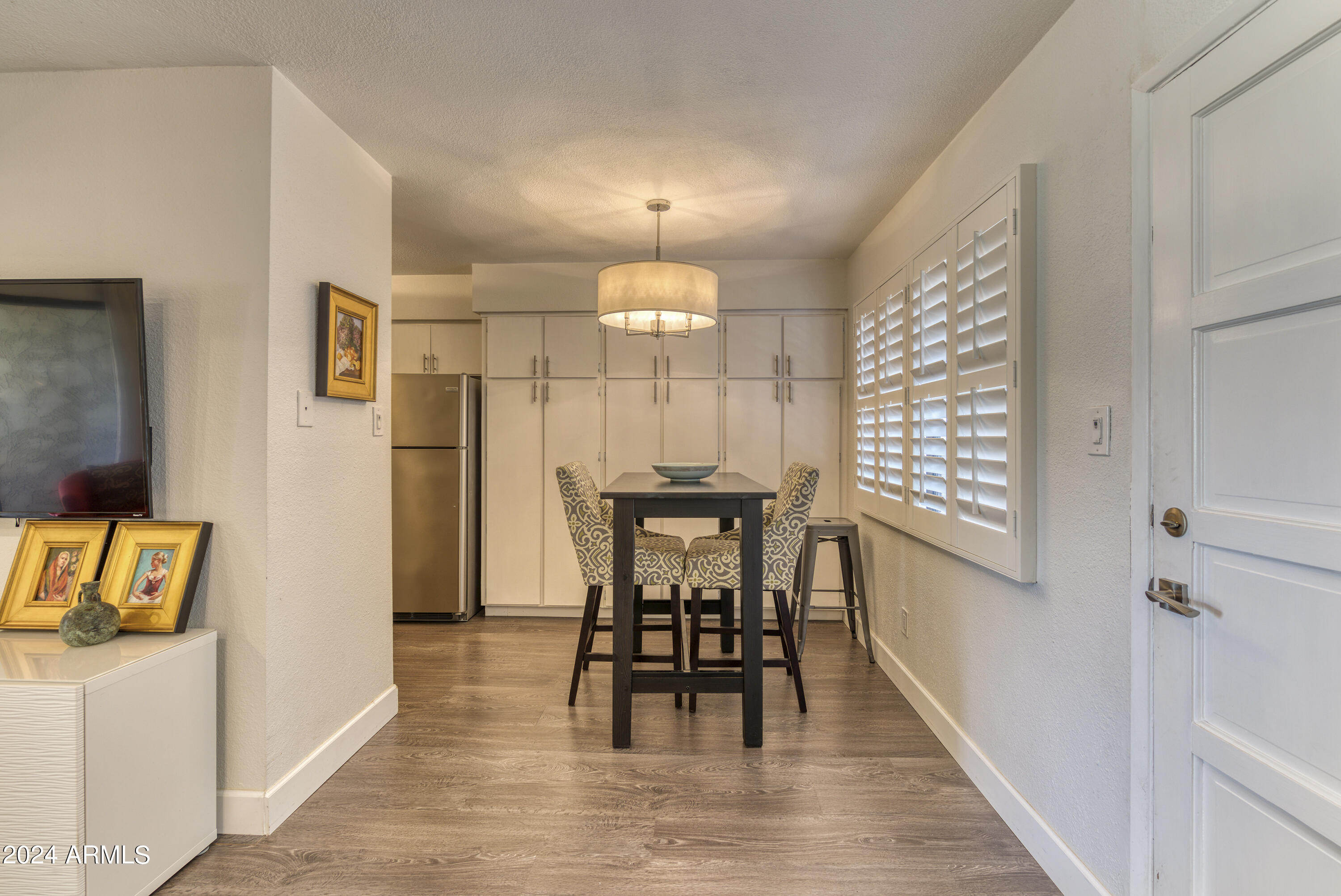 4950 N MILLER Road N 338