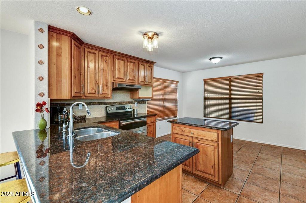 Photo of 12879 W Sheridan Street, Avondale, AZ 85392 (MLS # 6937905)