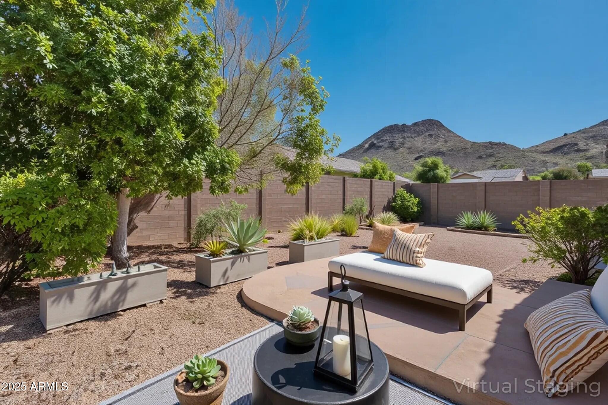 6408 W PRICKLY PEAR Trail