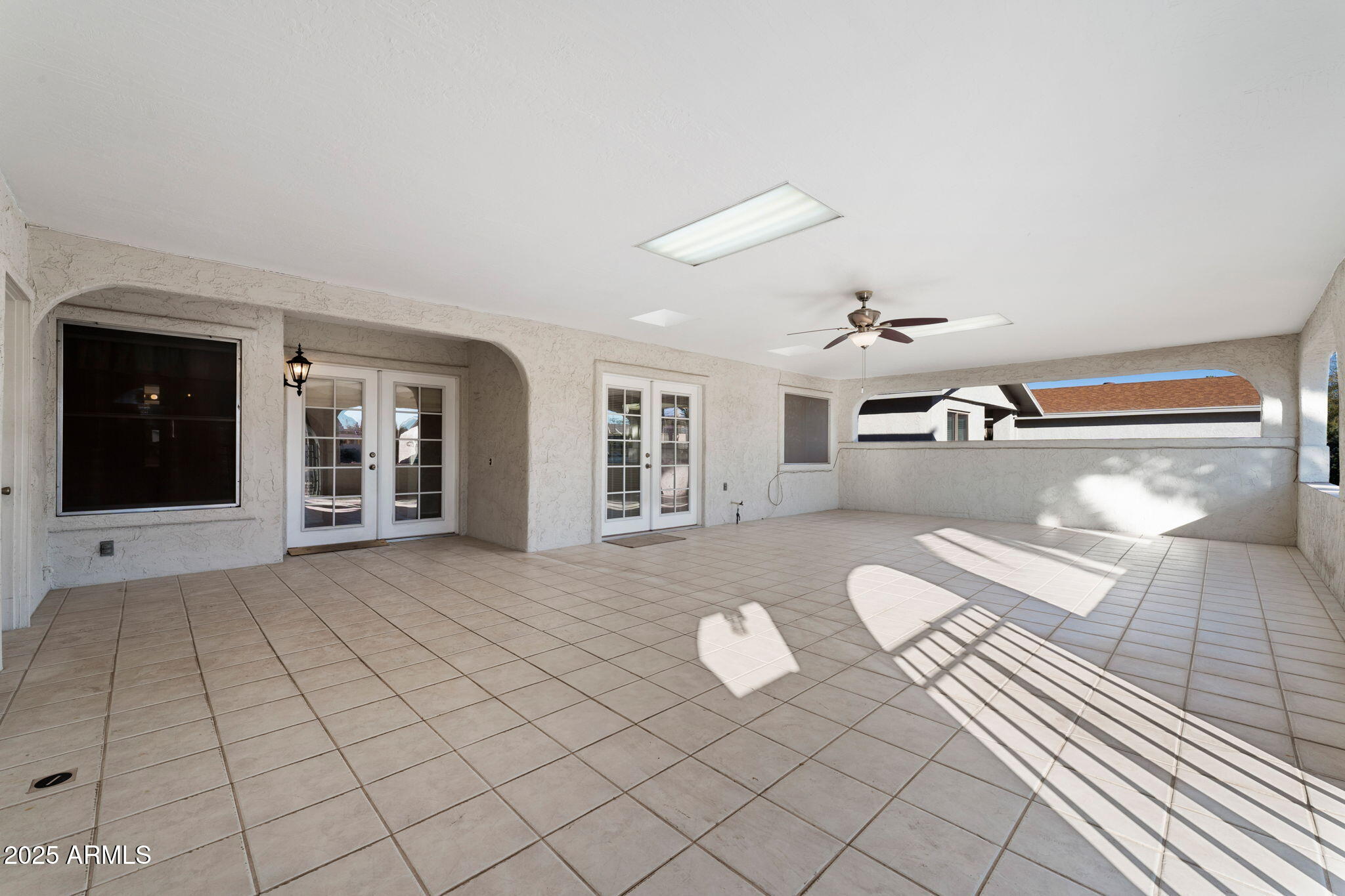 1000 LEISURE WORLD --