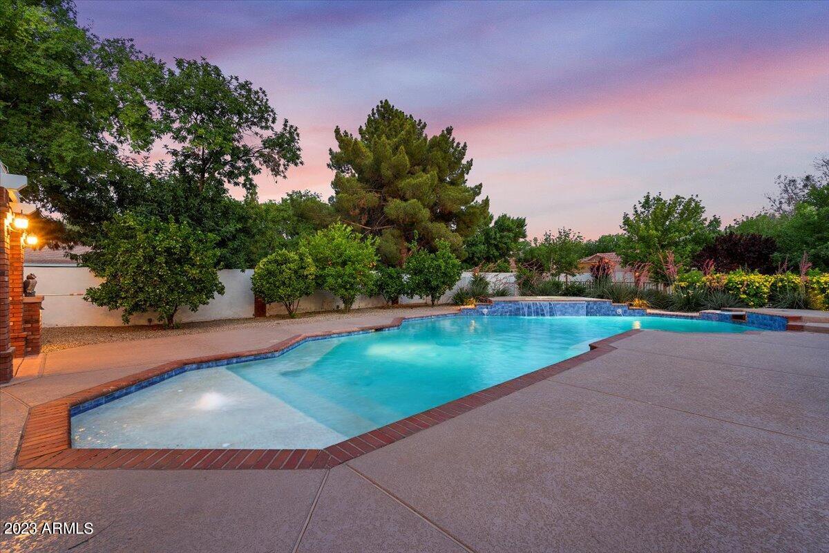 Corona Vista - Residential