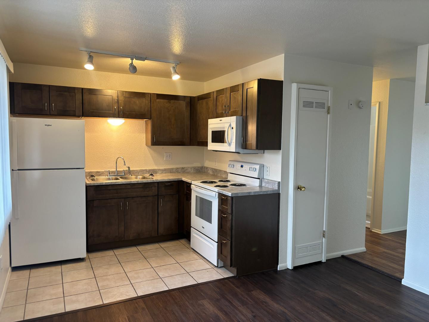 1200 Lanny Avenue Apt 22